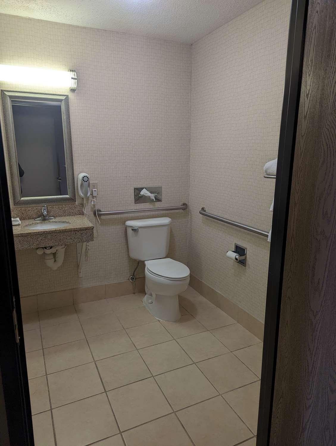 Wingate By Wyndham 3*