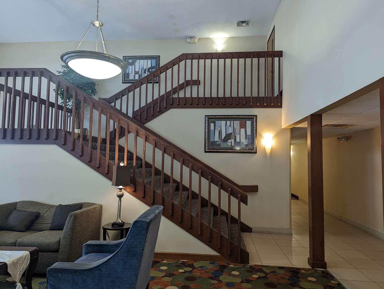 Wingate By Wyndham Hotel