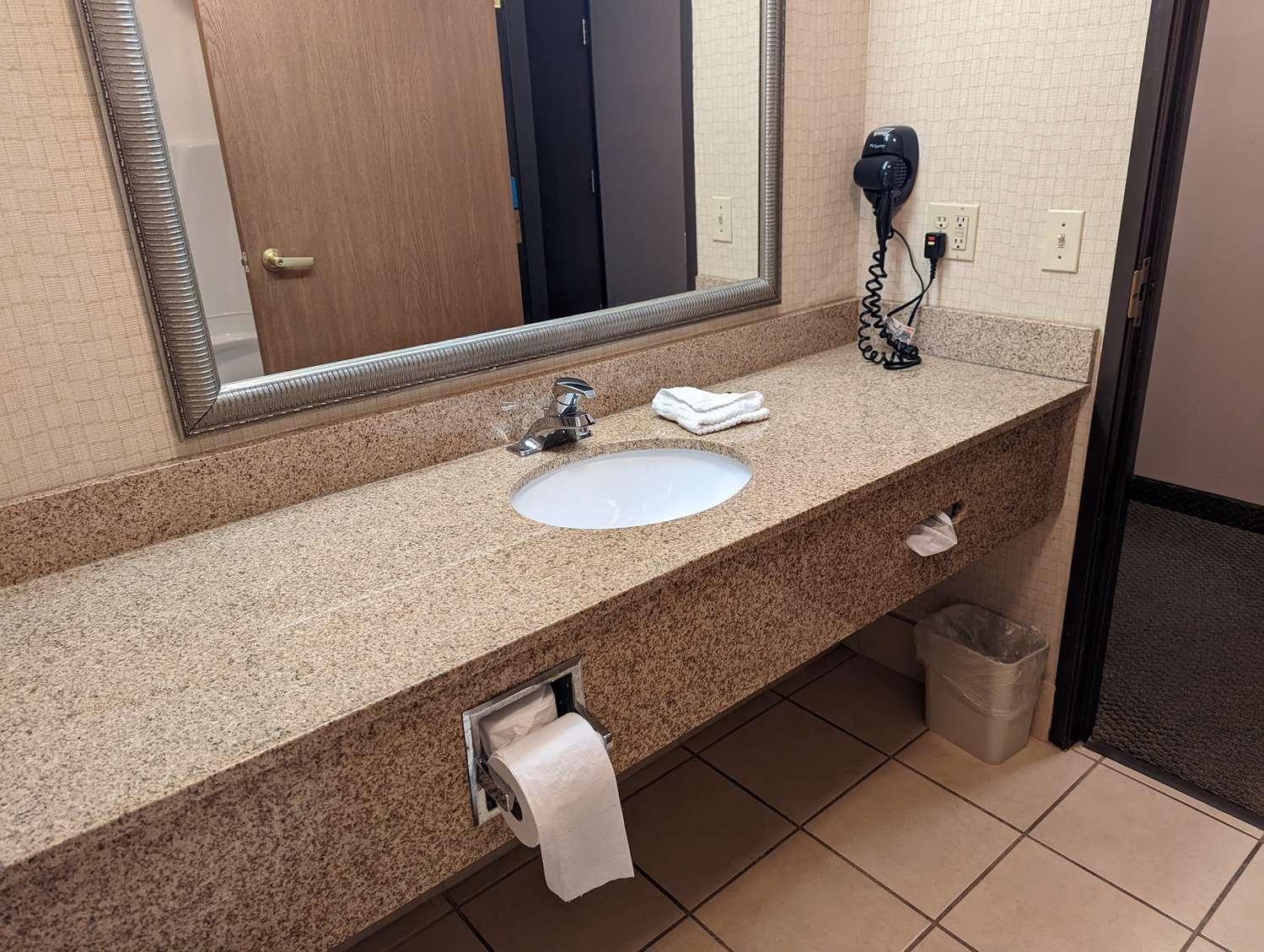 Hotel Wingate By Wyndham 3*