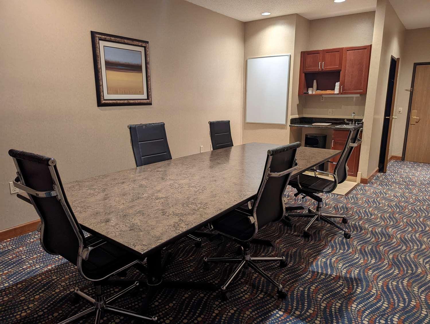 Wingate By Wyndham 3* Ashland